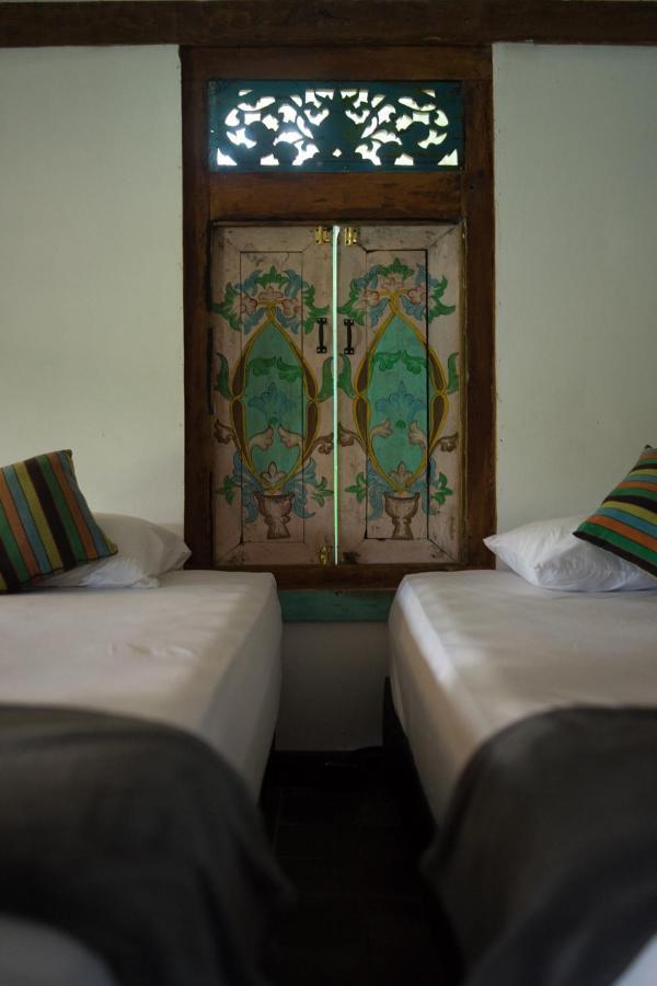 Rumah Jembarati Tjangkringen 外观 照片